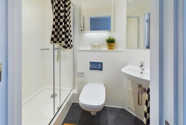 Diamond Studio at Crown Place, St Ann's Well Road, The Old Meadows, Nottingham, NG31ED - Image 6