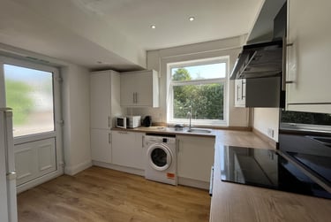 6 bed house, Newcastle Road, Nevilles Cross, Durham, DH14AD - Image 3