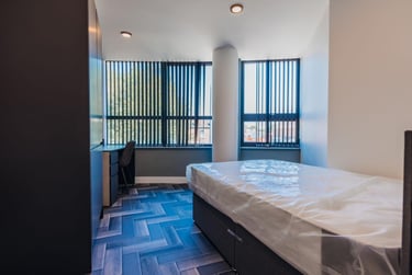 1 bed house, Graduation House, Beeston, Nottingham, NG94HL - Image 1