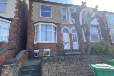 5 bed house, Lenton Boulevard, Lenton, Nottingham, NG72BZ - Image 1