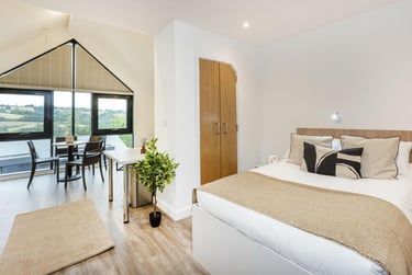 Premium Studio at Hill View Place, Glenthorne Road, St Thomas, Exeter, EX44GZ - Image 1