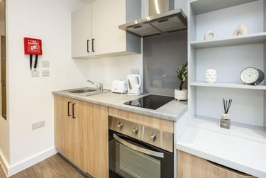 Classic Studio at Hill View Place, Glenthorne Road, St Thomas, Exeter, EX44GZ - Image 7