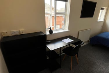 4 bed house, Denison Street, Radford, Nottingham, NG73PH - Image 2