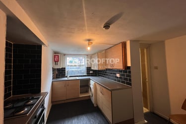 1 bed house, Walmsley Road, Burley, Leeds, LS61NG - Image 7