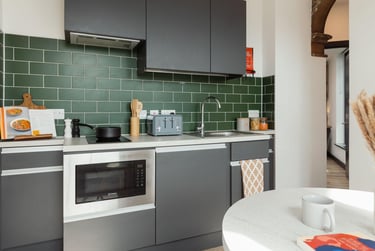 2 Bedroom Apartment - Image 9