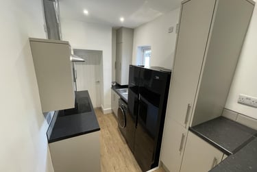 5 bed house, Rosebery Street, City Centre, Loughborough, LE115DX - Image 5