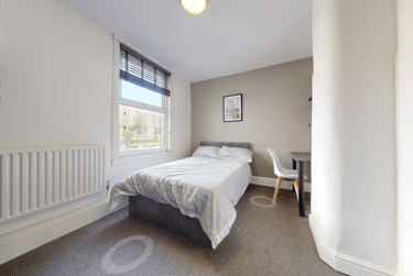 1 bed house, 1+ Rooms in 9 Bed Property, Hyde Park, Leeds, LS61AP - Image 7