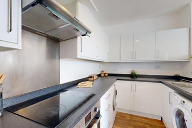 5 bed house, Blenheim Terrace, Woodhouse, Leeds, LS29JG - Image 1