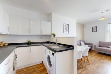 5 bed house, Blenheim Terrace, Woodhouse, Leeds, LS29JG - Image 2