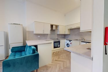 5 bed house, Blenheim Terrace, Woodhouse, Leeds, LS29JG - Image 5