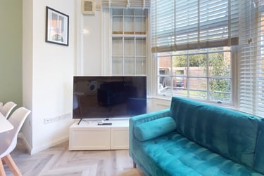 5 bed house, Blenheim Terrace, Woodhouse, Leeds, LS29JG - Image 2