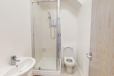 2 bed house, Blenheim Terrace, Woodhouse, Leeds, LS29JG - Image 6