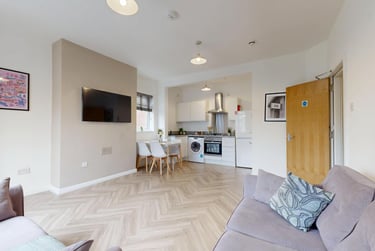 4 bed house, Cardigan Road, Headingley, Leeds, LS63AG - Image 1