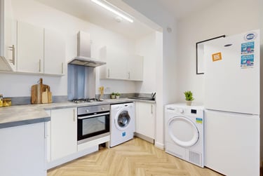 4 bed house, Cardigan Road, Headingley, Leeds, LS63AG - Image 3