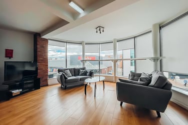 2 bed house, Churchgate Mews, City Centre, Loughborough, LE111TZ - Image 1