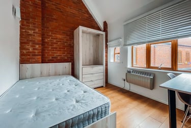 2 bed house, Churchgate Mews, City Centre, Loughborough, LE111TZ - Image 4