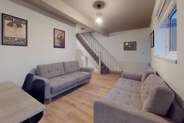 6 bed house, St Bedes Close, Nevilles Cross, Durham, DH14AB - Image 3