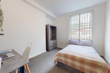 5 bed house, Moorland Avenue, Hyde Park, Leeds, LS61AP - Image 2