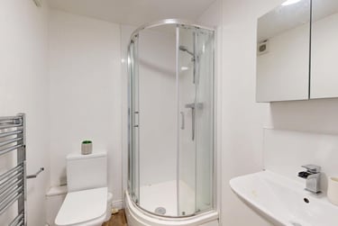 5 bed house, Regent Park Avenue, Rampart Road, Leeds, LS62AU - Image 9