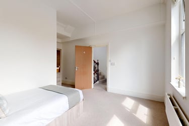 5 bed house, Regent Park Avenue, Rampart Road, Leeds, LS62AU - Image 15