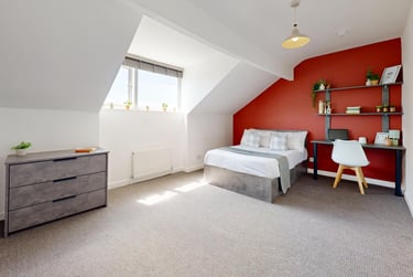 9 bed house, Moorland Avenue, Hyde Park, Leeds, LS61AP - Image 2