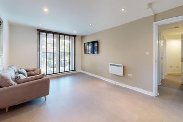 2 bed house, St Ann's Court, Kirkstall, Leeds, LS53LF - Image 3