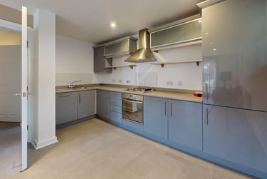 2 bed house, St Ann's Court, Kirkstall, Leeds, LS53LF - Image 9