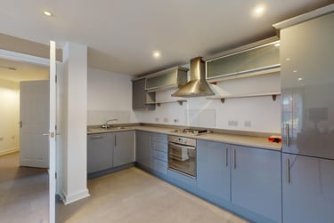 2 bed house, St Ann's Court, Kirkstall, Leeds, LS53LF - Image 10