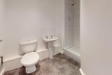 2 bed house, St Ann's Court, Kirkstall, Leeds, LS53LF - Image 13