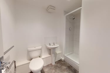 2 bed house, St Ann's Court, Kirkstall, Leeds, LS53LF - Image 15