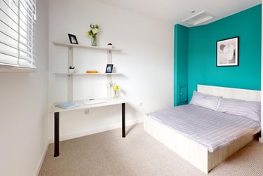 2 bed house, St Ann's Place, Kirkstall, Leeds, LS53LF - Image 1