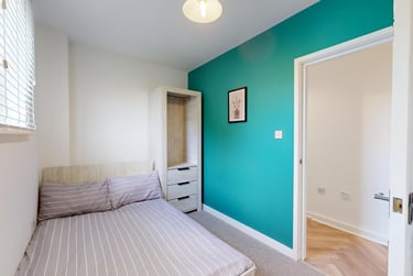 2 bed house, St Ann's Place, Kirkstall, Leeds, LS53LF - Image 8