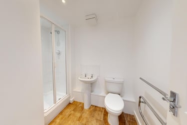 2 bed house, St Ann's Place, Kirkstall, Leeds, LS53LF - Image 3