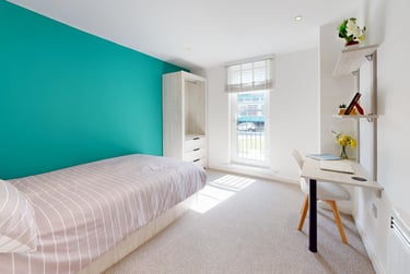 2 bed house, St Ann's Place, Kirkstall, Leeds, LS53LF - Image 4