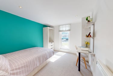 2 bed house, St Ann's Place, Kirkstall, Leeds, LS53LF - Image 5