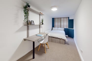 3 bed house, St Michaels Crescent, Headingley, Leeds, LS63AL - Image 1