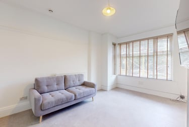 3 bed house, St Michaels Crescent, Headingley, Leeds, LS63AL - Image 4