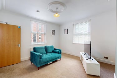 2 bed house, Vicarage Avenue, Kirkstall, Leeds, LS53HH - Image 8