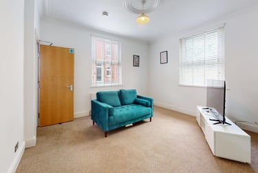 2 bed house, Vicarage Avenue, Kirkstall, Leeds, LS53HH - Image 14