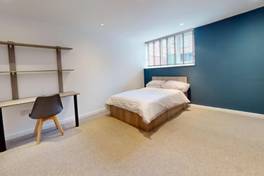 2 bed house, Village Avenue, Burley, Leeds, LS42NX - Image 3