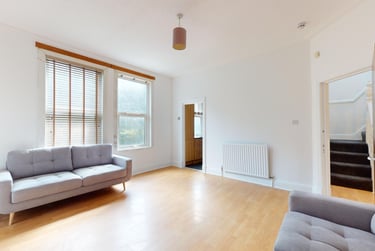 5 bed house, Hyde Park Road, Hyde Park, Leeds, LS61AH - Image 1