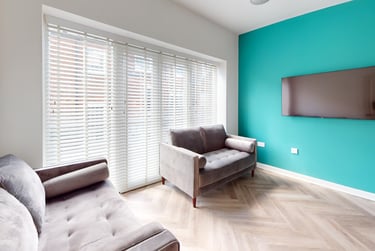 4 bed house, Yalta Court, Woodhouse, Leeds, LS29AG - Image 2