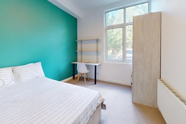 3 bed house, Moorland Avenue, Hyde Park, Leeds, LS61AP - Image 1