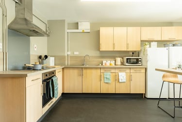 Standard Ensuite at Calthorpe Court, Pershore Road, Edgbaston, Birmingham, B57QF - Image 6