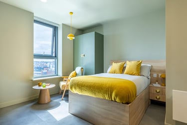 Premium Sky View Studio at The Store House, 9 Central Road, Hyde Park, Leeds, LS16BX - Image 1