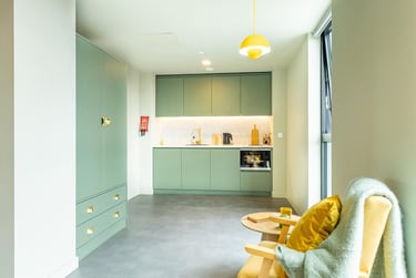 Superior Sky View Studio at The Store House, 9 Central Road, Hyde Park, Leeds, LS16BX - Image 6