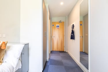 Silver Plus Ensuite - Image 14