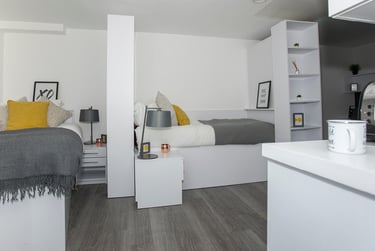 Twin Studio - Image 2