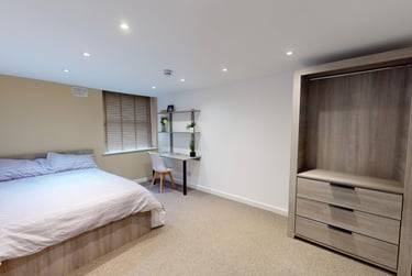 2 bed house, Hyde Terrace, Woodhouse, Leeds, LS29LN - Image 2