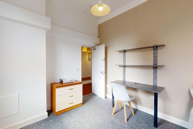 2 bed house, Regent Park Avenue, Rampart Road, Leeds, LS62AU - Image 4